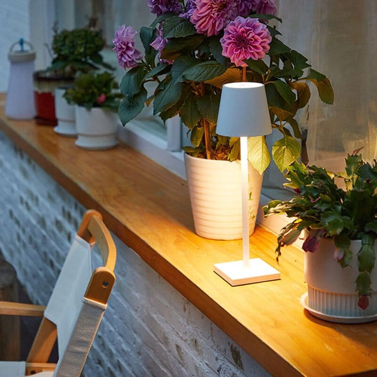 Alexa LED-lampe | Minimalistisk vanntett bordlampe