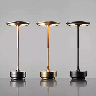 Ledningsfri LED-Bordlampe i Galvanisert Metall
